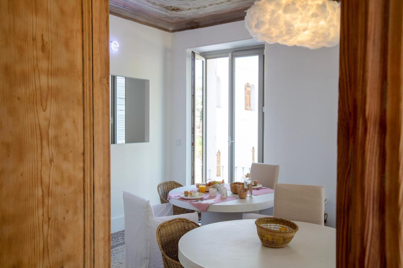 Hotel La Batisse En Blanc Golfe-Juan Exteriér fotografie