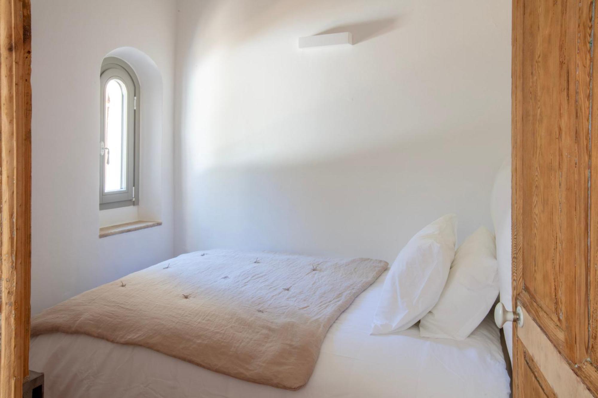 Hotel La Batisse En Blanc Golfe-Juan Pokoj fotografie