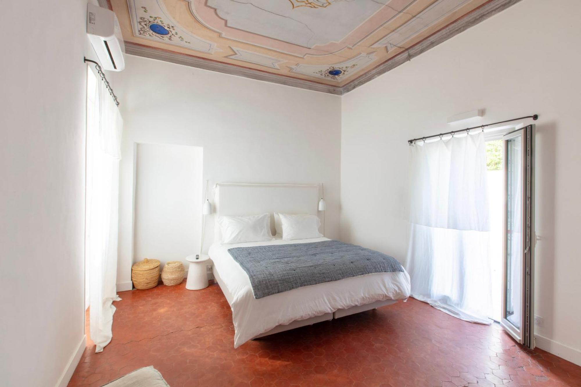 Hotel La Batisse En Blanc Golfe-Juan Exteriér fotografie